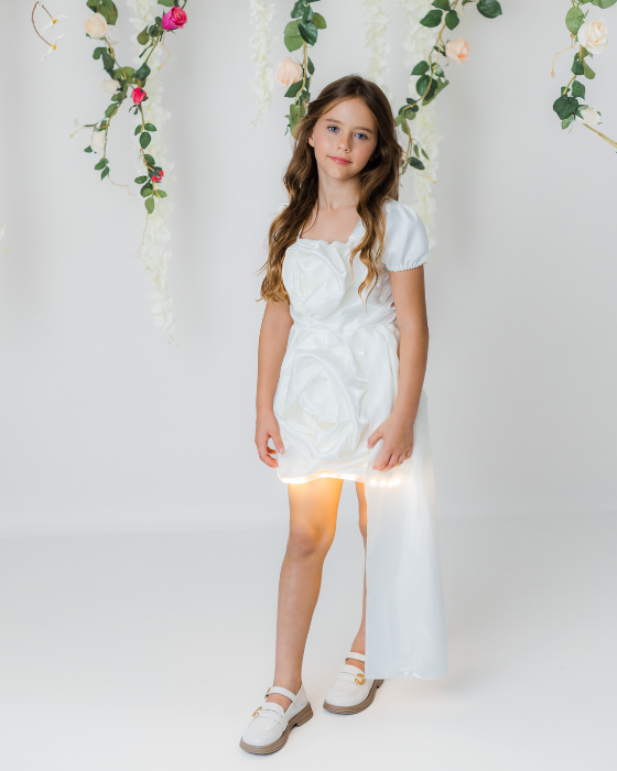 Rochita Luxury cu Luminite White Loft