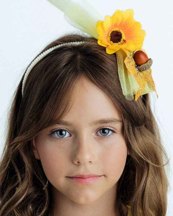 Headband with yellow tulle, acorn, leaf and flower
