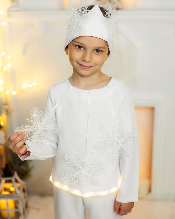 Boys' 3-piece Snowflake Costume, complete with Lights
