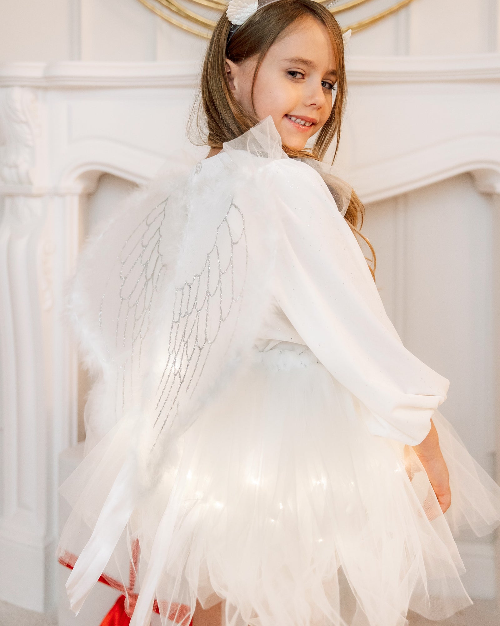 Fustița cu Luminițe, Albă Pură