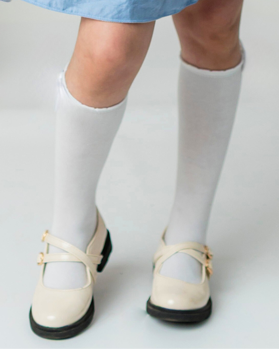 White Socks, Three-Quarters
