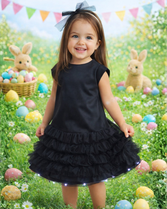 Rochița Neagră cu Luminite si Tulle, de Primavara