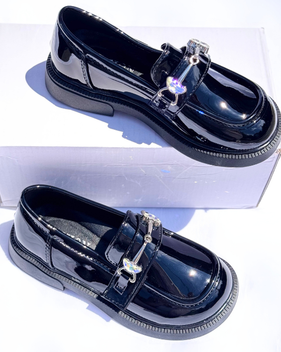Elegant black shoes with pebbles, School, Autumn