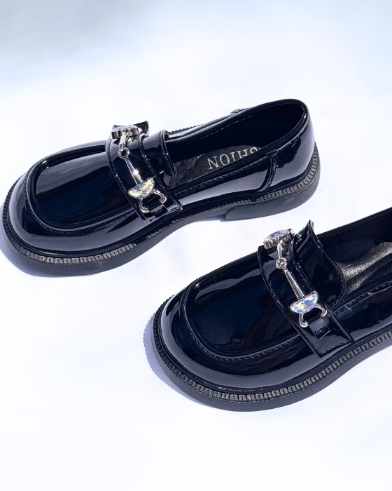 Elegant black shoes with pebbles, School, Autumn