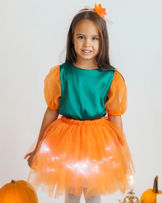 The Skirt with Lights, Autumn Fairy, Autumn Festival