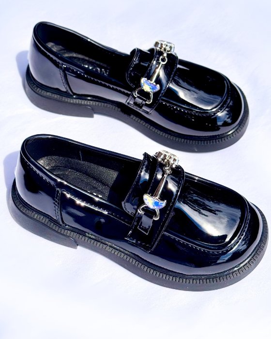 Elegant black shoes with pebbles, School, Autumn