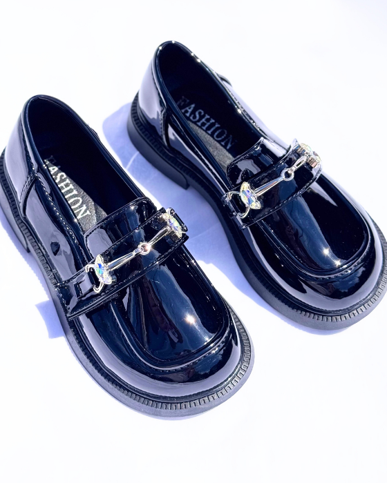 Elegant black shoes with pebbles, School, Autumn
