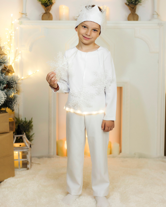 Boys' 3-piece Snowflake Costume, complete with Lights