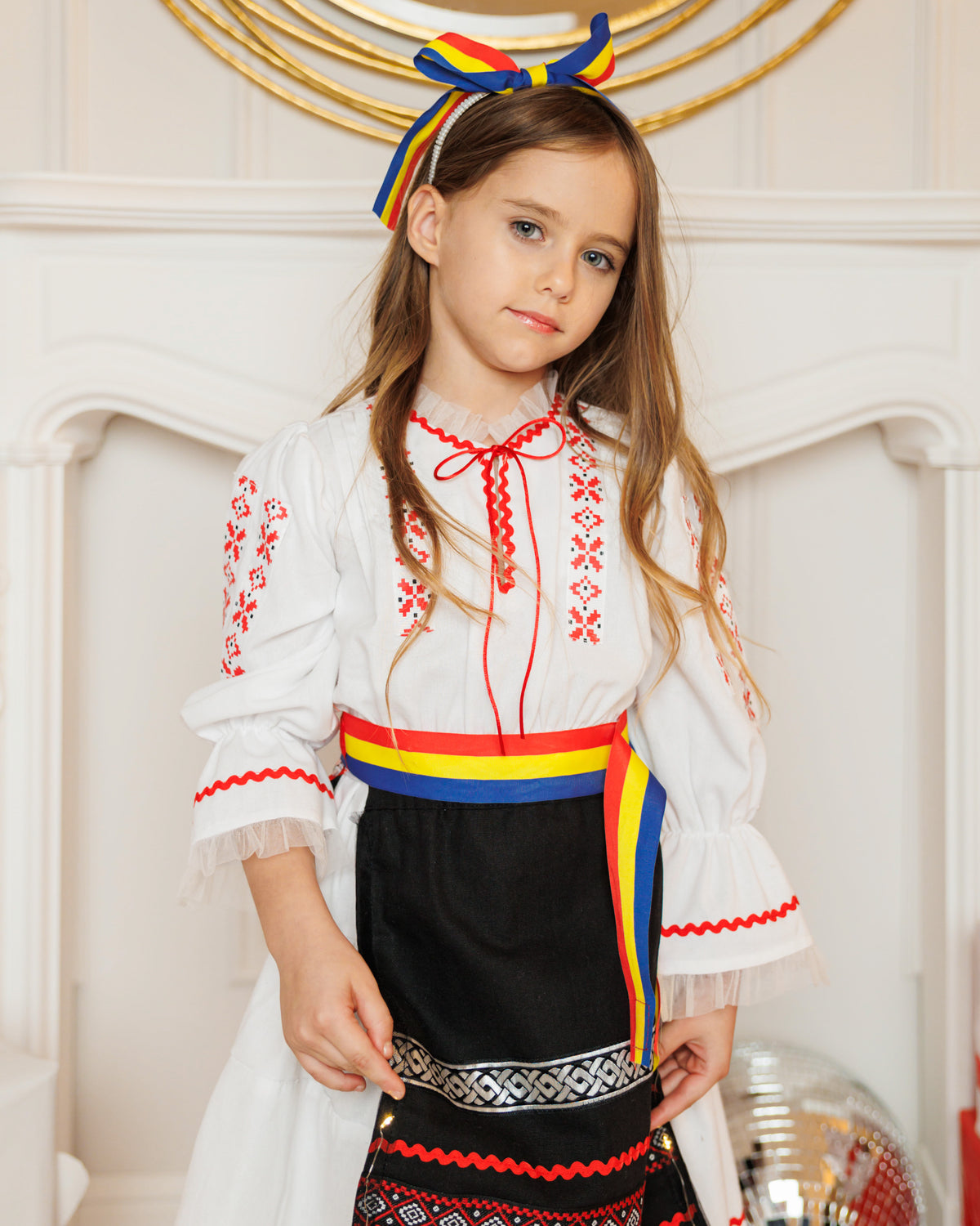 Traditional Costume with Lights, Superb, Occasion