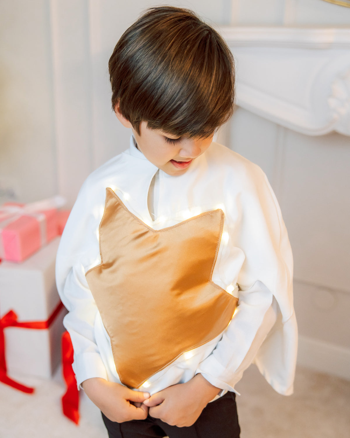 Boy's Star Cape with Lights