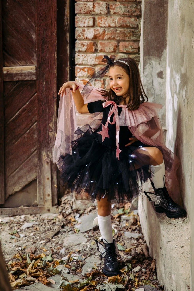 Black Skirt with Lights, Kitten / Ant